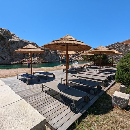 Residence Cala Francese - Case Sul Mare Ла-Маддалена Экстерьер фото