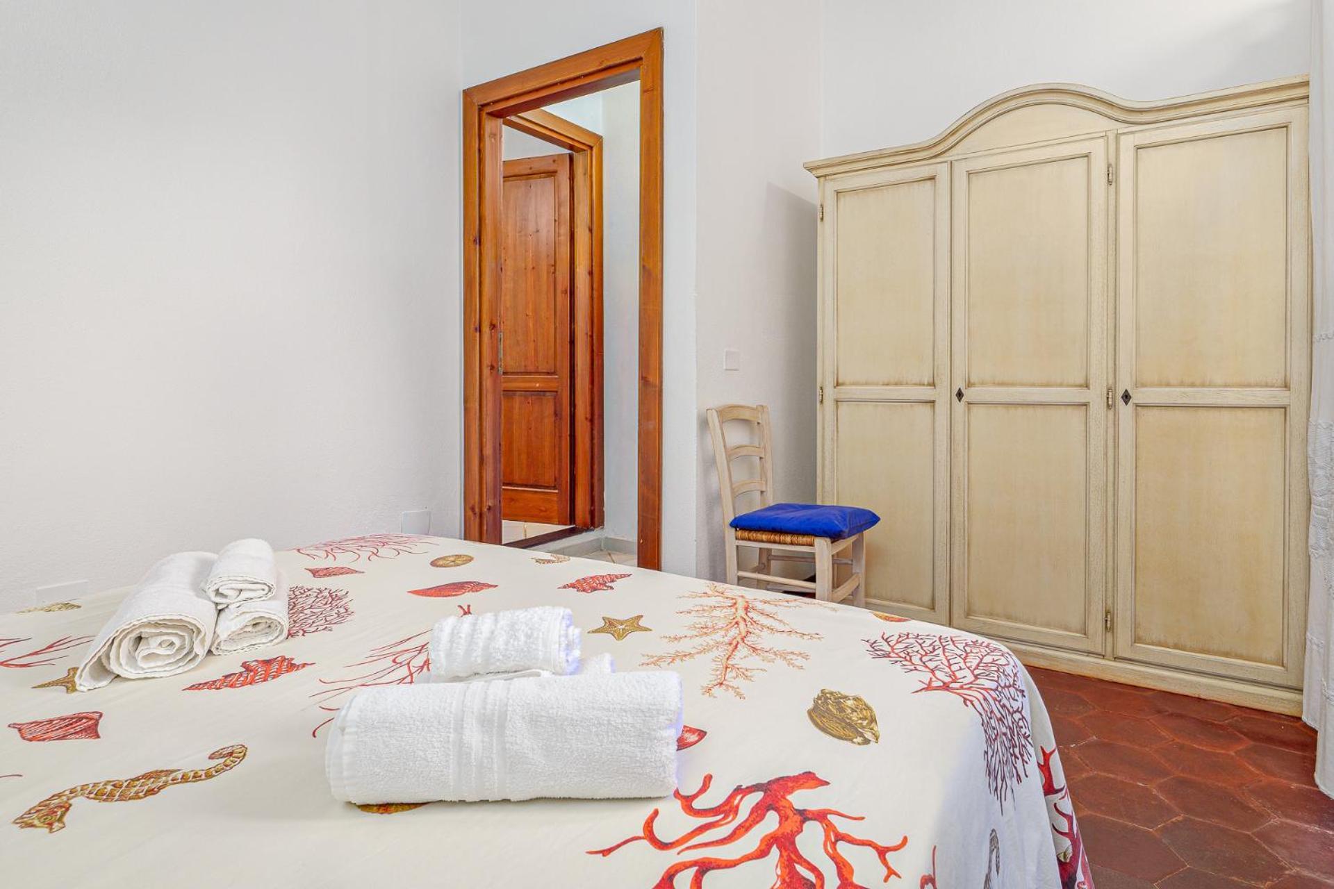 Residence Cala Francese - Case Sul Mare Ла-Маддалена Экстерьер фото