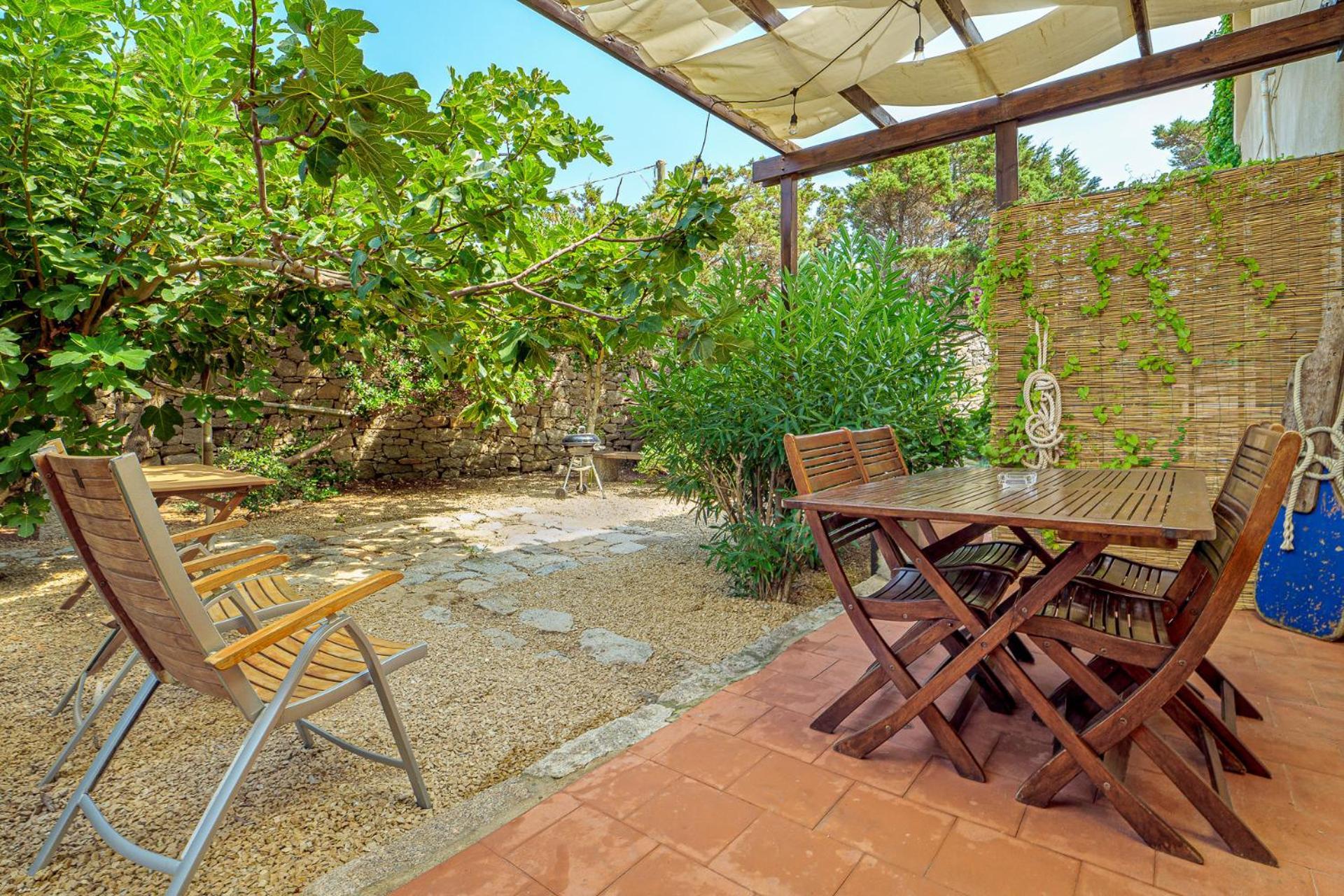 Residence Cala Francese - Case Sul Mare Ла-Маддалена Экстерьер фото