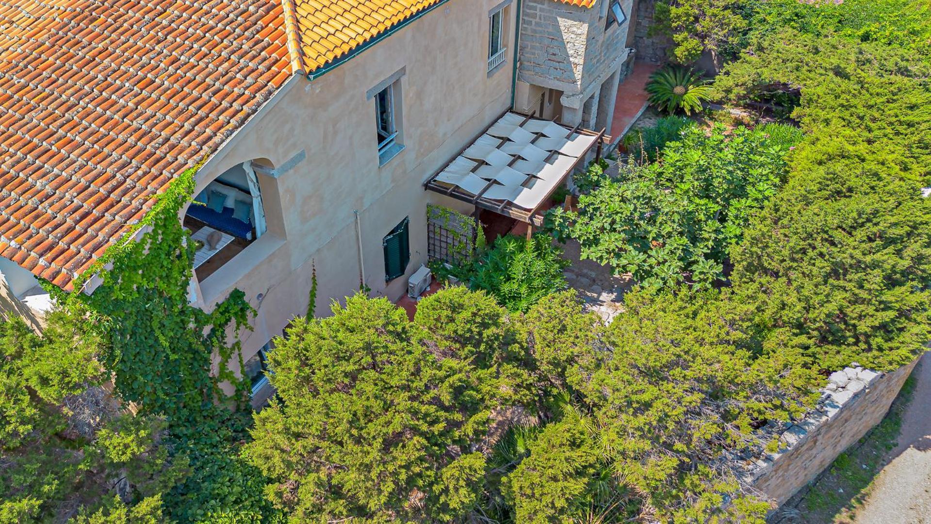 Residence Cala Francese - Case Sul Mare Ла-Маддалена Экстерьер фото