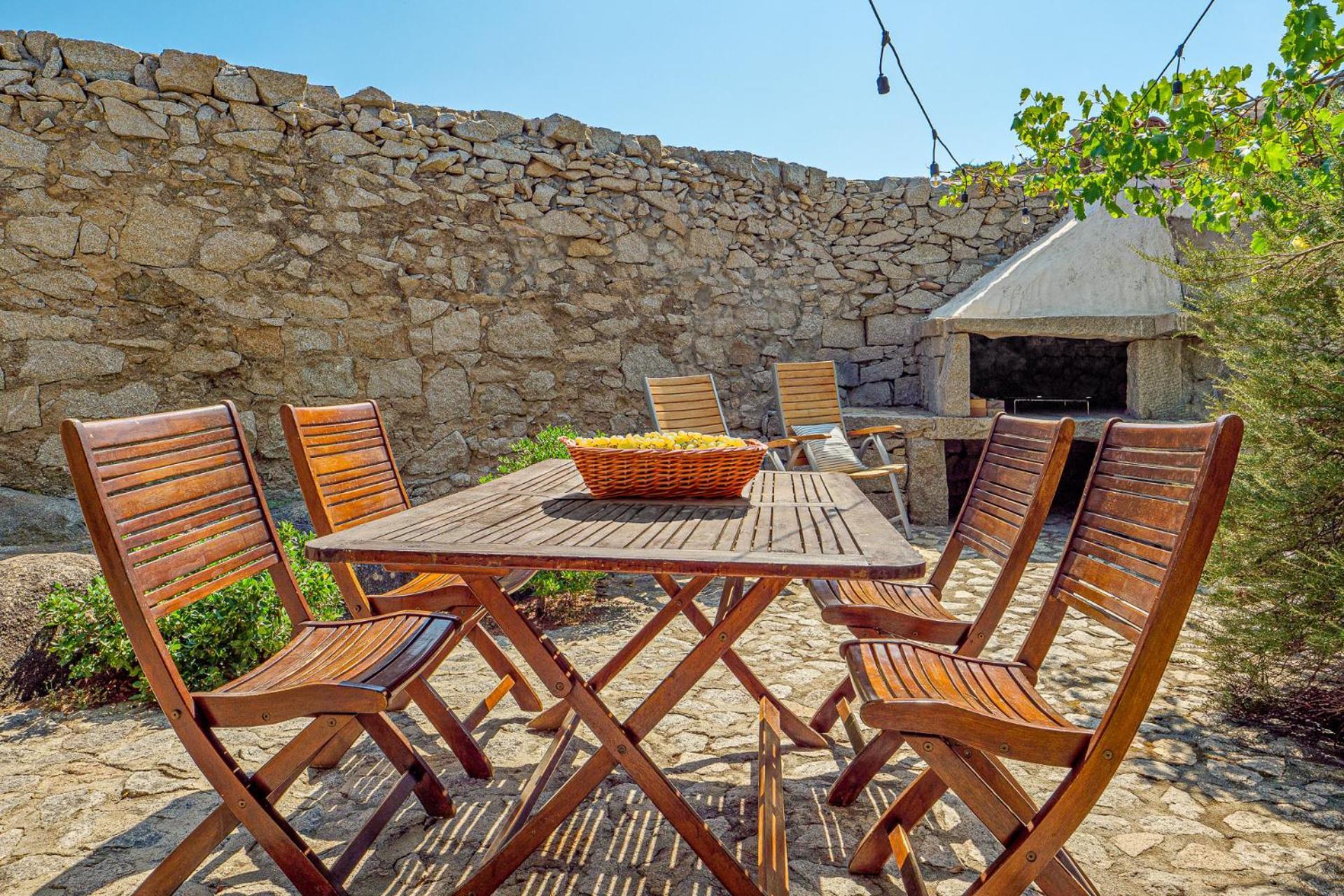 Residence Cala Francese - Case Sul Mare Ла-Маддалена Экстерьер фото